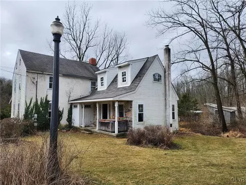 453 N Cigar Rd, Bath, PA 18014