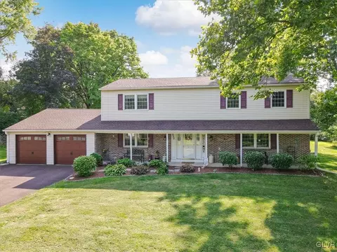930 Camp Rd, Telford, PA 18969