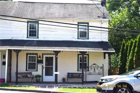2470 S 5th St, Allentown, PA 18103