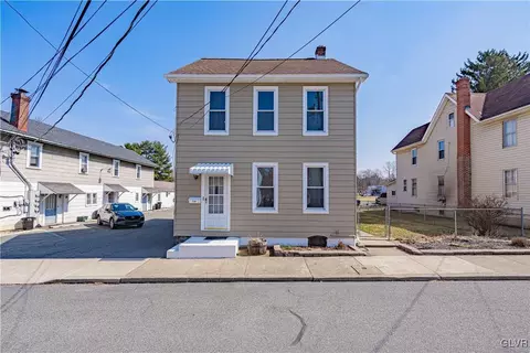 79 S Lea St, Macungie, PA 18062