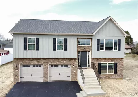 2737 Keystone St, Bethlehem, PA 18020
