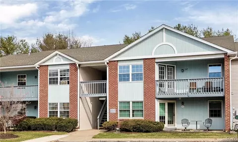 5141 Cheryl Dr, Bethlehem, PA 18017