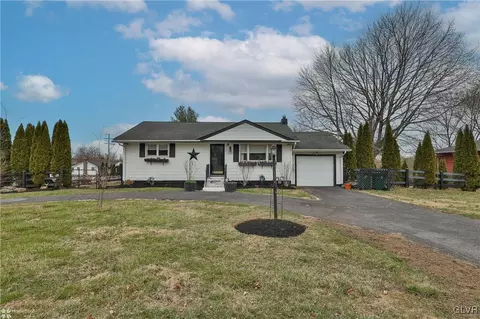 2517 Northwood Ave, Palmer Township, PA 18045