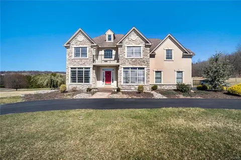 340 Smith Rd, Bath, PA 18014 photo 1