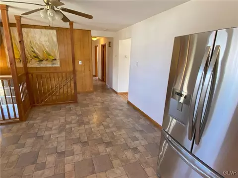690 Dell Rd, Bath, PA 18014 photo 13