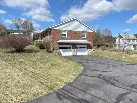 690 Dell Rd, Bath, PA 18014 photo 6