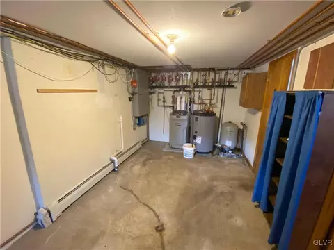 690 Dell Rd, Bath, PA 18014 photo 23