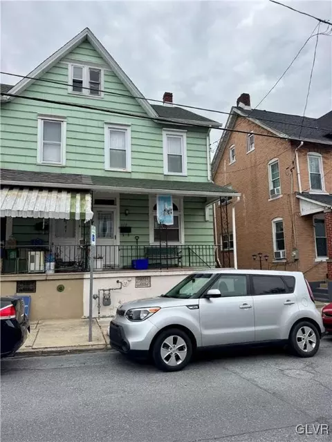 137 Howertown Rd, Catasauqua, PA 18032