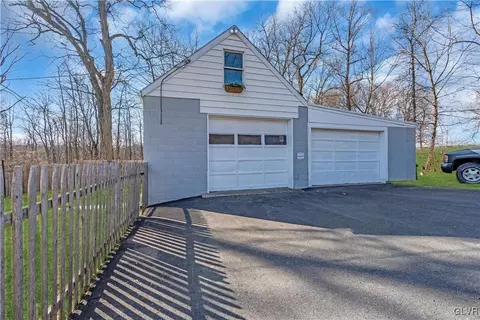 975 State Park Rd, Wind Gap, PA 18091 photo 17