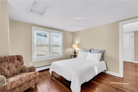 975 State Park Rd, Wind Gap, PA 18091 photo 10