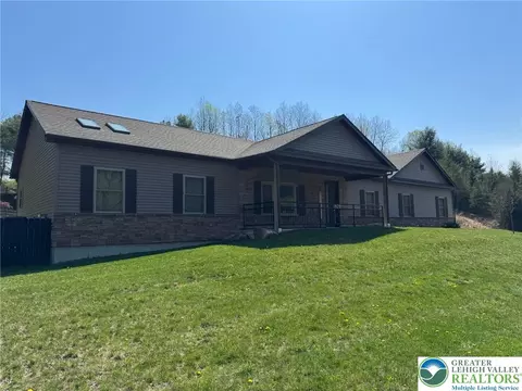 1925 Forest Inn Rd, Palmerton, PA 18071