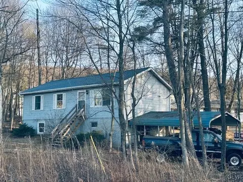 120 Chestnut Ridge Dr, Orwigsburg, PA 17961