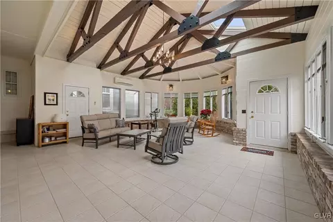 206 E Granada Ave, Hershey, PA 17033 photo 18