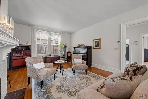206 E Granada Ave, Hershey, PA 17033 photo 20