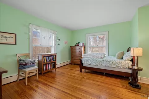 206 E Granada Ave, Hershey, PA 17033 photo 33