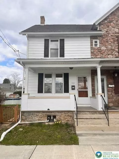 1589 Main St, Hellertown, PA 18055