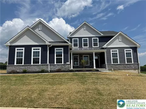 4809 Farrcroft Dr #89, Forks Twp, PA 18040