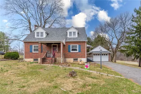 1898 Leithsville Rd, Hellertown, PA 18055