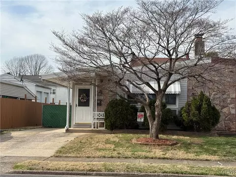 1332 Valley Rd, Bethlehem, PA 18018