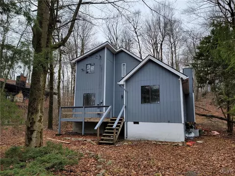 9376 Fairmount Way, Coolbaugh Twp, PA 18466