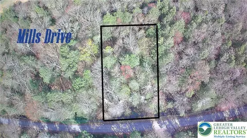 Mills Drive, Kidder Twp, PA 18210