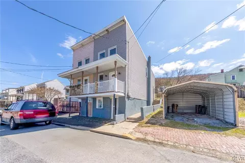 210 E Bacon St, Pottsville, PA 17901