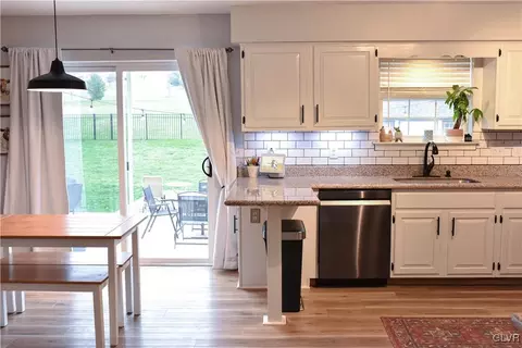 7200 Stack Rd, Macungie, PA 18062 photo 9