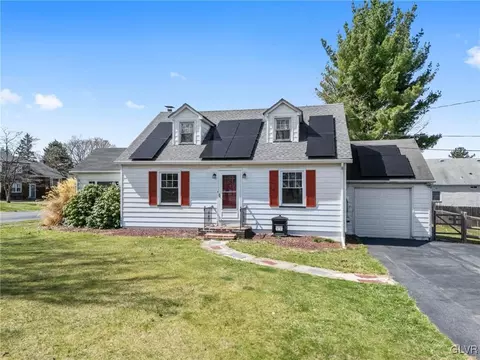 1117 Whitney Ave, Palmer Township, PA 18045