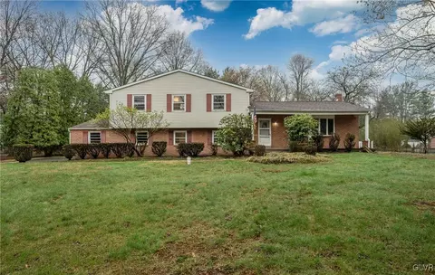 65 N Woods Ln, Doylestown, PA 18901