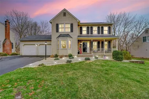 2503 Blue Jay Dr, Nazareth, PA 18064