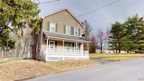 543 S 4th St, Bangor, PA 18013