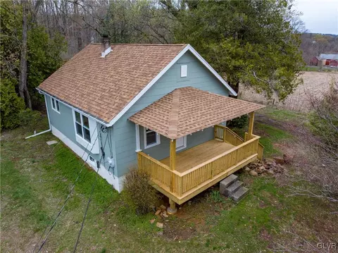 1530 Raubsville Rd, Williams Twp, PA 18042