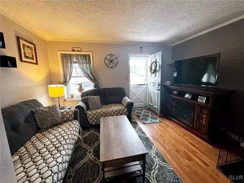 3 S 3rd St, Coplay, PA 18037 photo 6