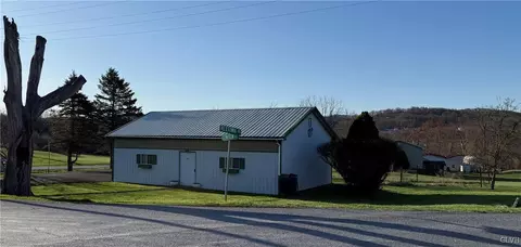 3252 Grant St, Washington Twp, PA 18080