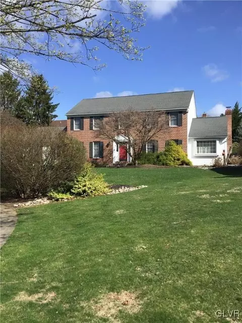 5011 Faith Cir, Wescosville, PA 18106