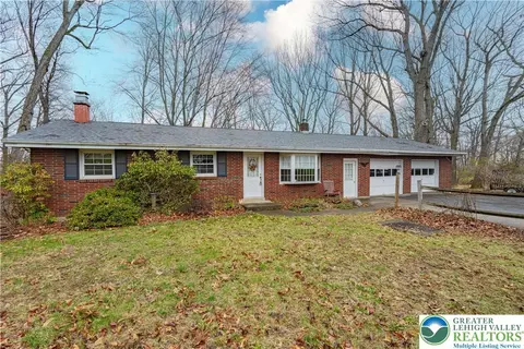 2810 Kuter Rd, Bath, PA 18014