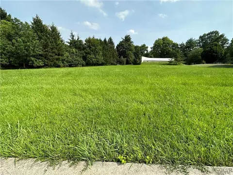 4125 Ford Dr, Milford Twp, PA 18049