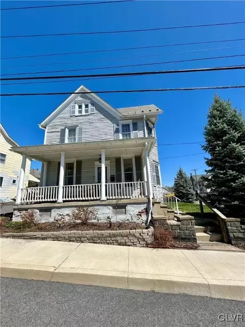 202 Lobb Ave, Pen Argyl, PA 18072