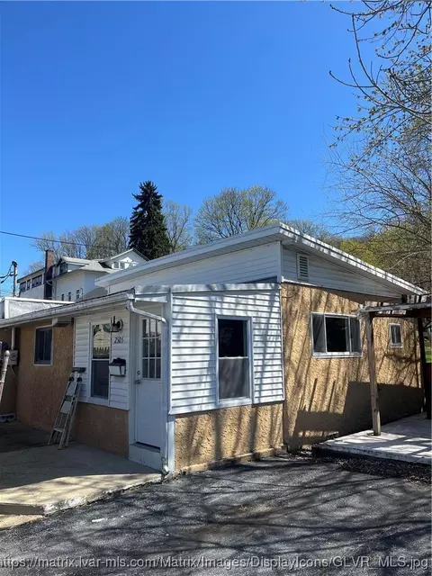 2505 S East St, Allentown, PA 18103