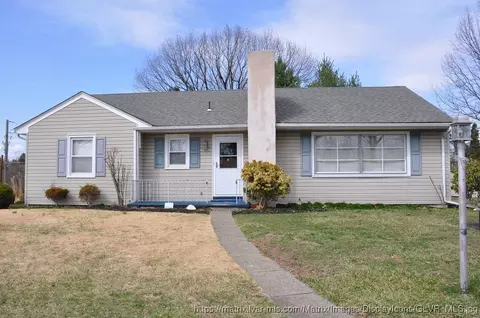 2215 Kings Ave, Palmer Township, PA 18045
