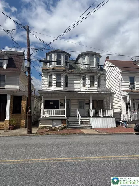 36 Valley St, New Philadelphia, PA 17959