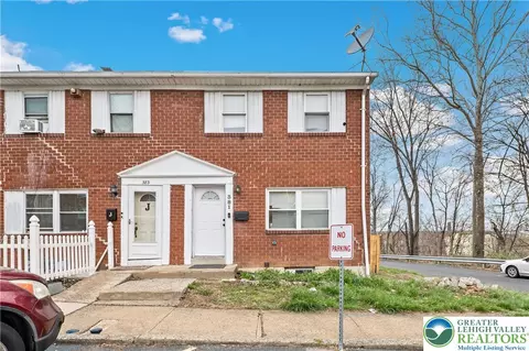 381 Walnut Ln, Allentown, PA 18102