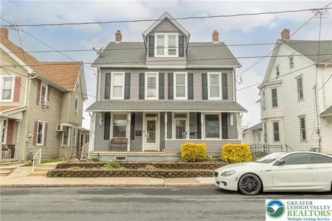 341 E 10th St, Northampton, PA 18067
