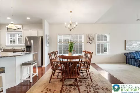 1070 Resolution Dr, Bethlehem, PA 18017 photo 11