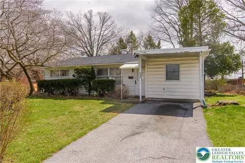 1004 W Union St, Fullerton, PA 18052