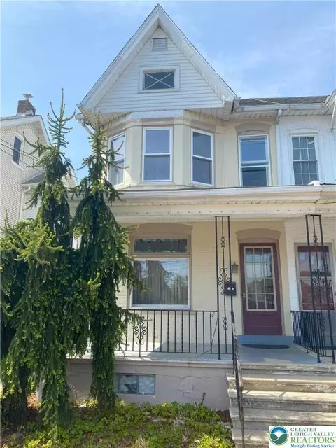 429 Elm St, Emmaus, PA 18049