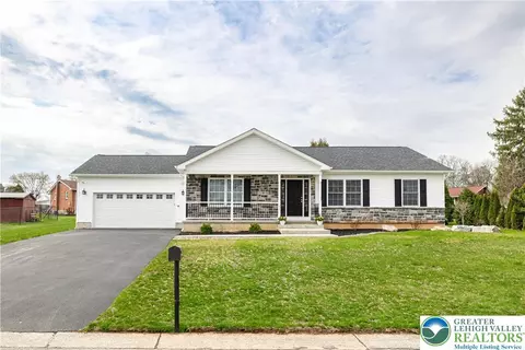 47 Jolan Dr, Allentown, PA 18109