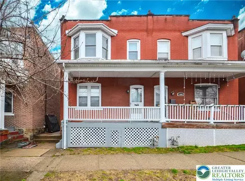 1004 Cherokee St, Fountain Hill, PA 18015