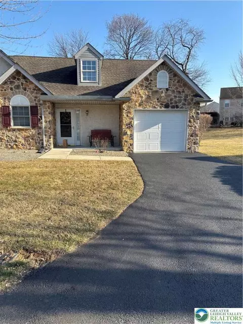 1440 Upstream Farm Rd, Forks Twp, PA 18040