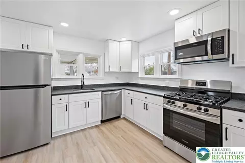 803 6th St, Fullerton, PA 18052 photo 9